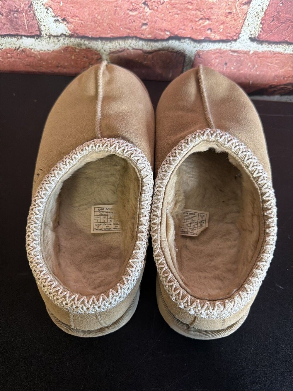 UGG Tasman Slipper Women 8 Beige Suede Shearling Slip On 5955 Cozy Loungewear - Picture 3 of 5
